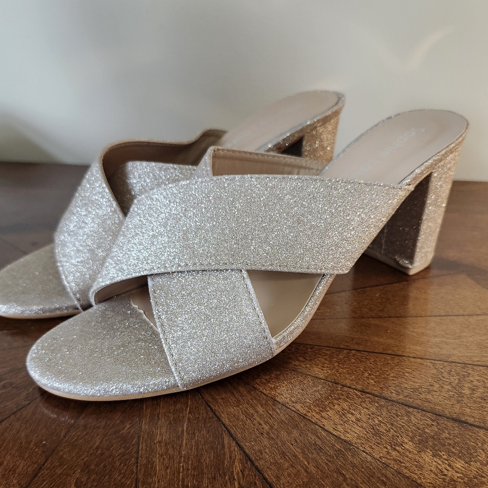 Heels/Pumps